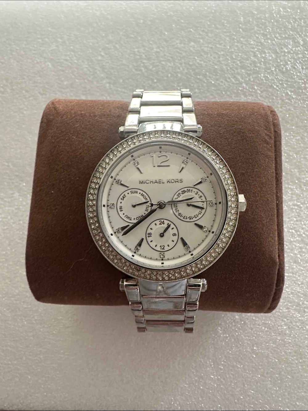 Michael Kors Silver Crystal Bezel Women's Watch - White Dial Mk5779